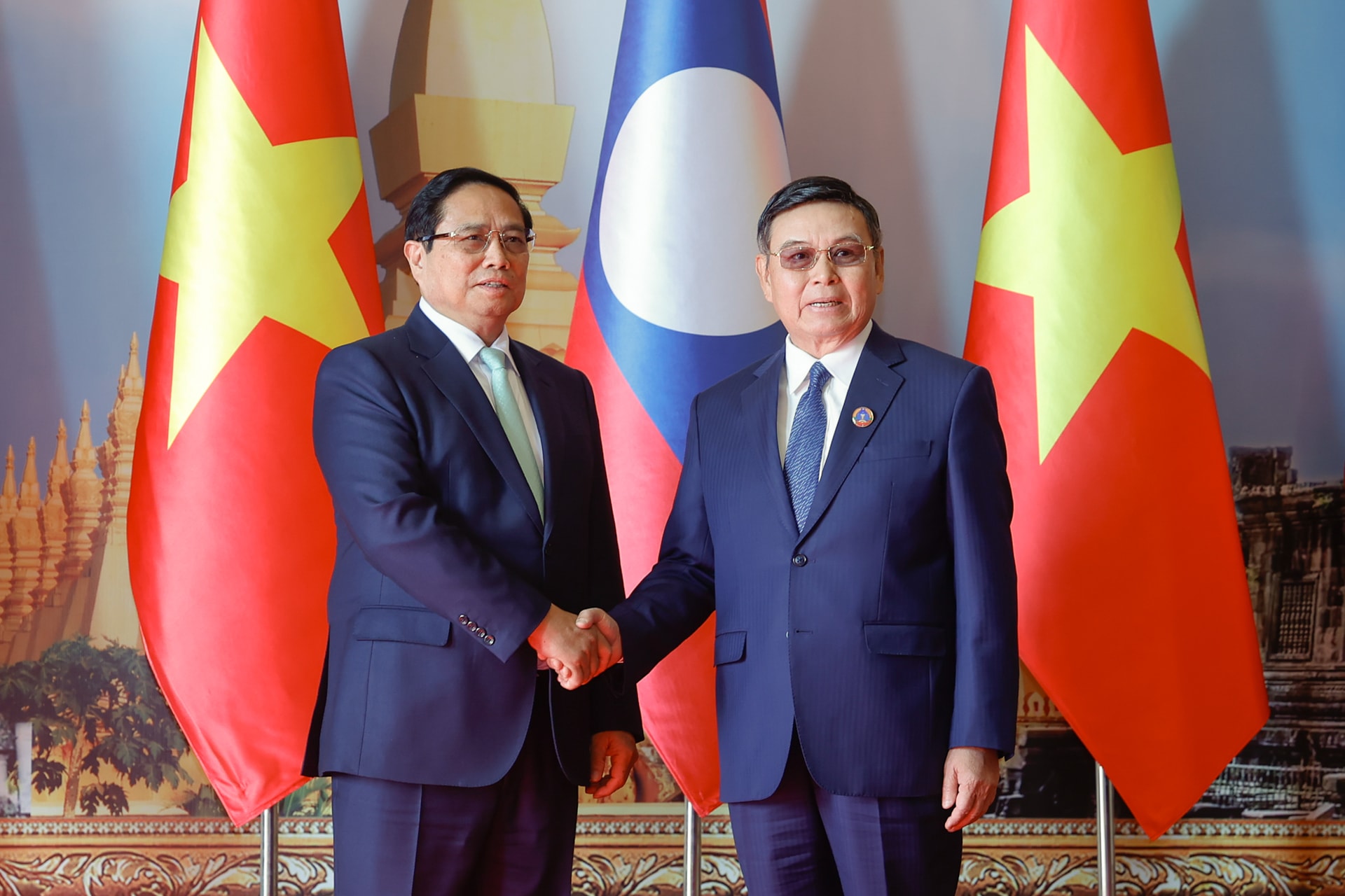 Thủ tướng Phạm Minh Chính hội kiến Chủ tịch Quốc hội Lào- Ảnh 1. Thủ tướng Phạm Minh Chính hội kiến Chủ tịch Quốc hội Lào- Ảnh 1.