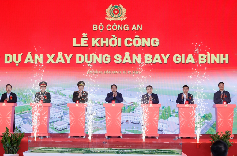 Thủ tướng dự lễ khởi công, chốt mốc hoàn thành dự án sân bay Gia Bình- Ảnh 1. Thủ tướng dự lễ khởi công, chốt mốc hoàn thành dự án sân bay Gia Bình- Ảnh 1.