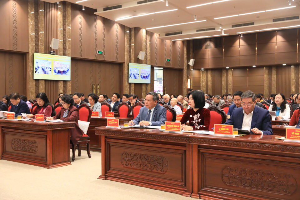 Các đại biểu Trung ương, TP Hà Nội dự Hội nghị