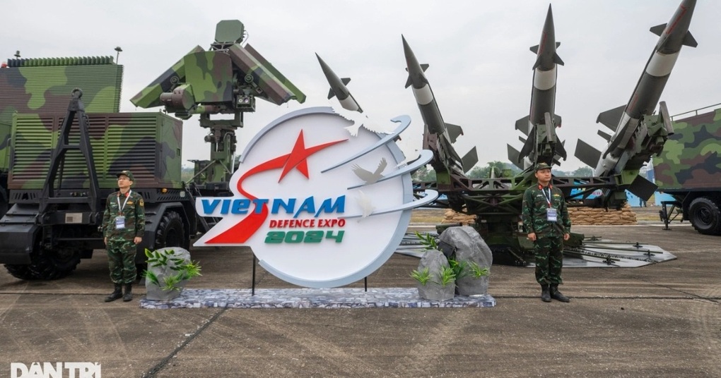 Tổng công trình sư trong chế tạo vũ khí có thể nhận lương 220 triệu/tháng - 1 Tổng công trình sư trong chế tạo vũ khí có thể nhận lương 220 triệu/tháng - 1