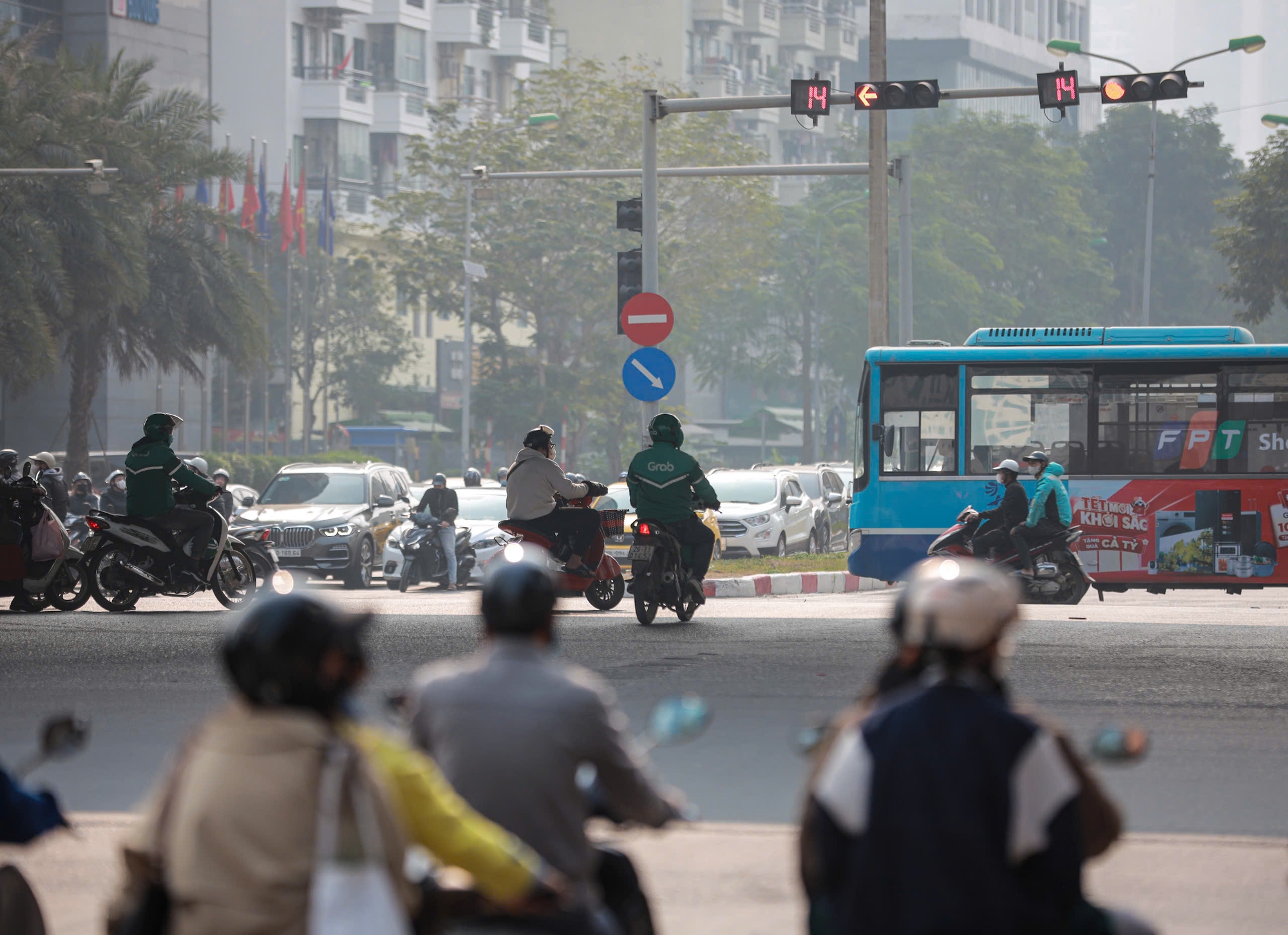 Cục CSGT: Tổng rà soát đèn tín hiệu, tránh phạt oan- Ảnh 1. Cục CSGT: Tổng rà soát đèn tín hiệu, tránh phạt oan- Ảnh 1.