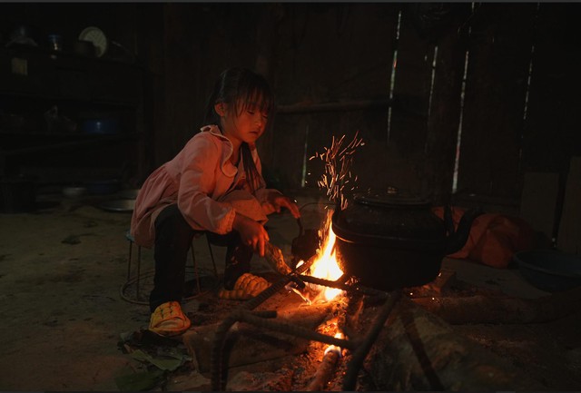 Mỗi mùa xuân mới, lại có thêm hàng trăm ước mơ nhỏ được thắp sáng: Từ những chiếc áo ấm, từ lớp học khang trang - Ảnh 1. Mỗi mùa xuân mới, lại có thêm hàng trăm ước mơ nhỏ được thắp sáng: Từ những chiếc áo ấm, từ lớp học khang trang - Ảnh 1.