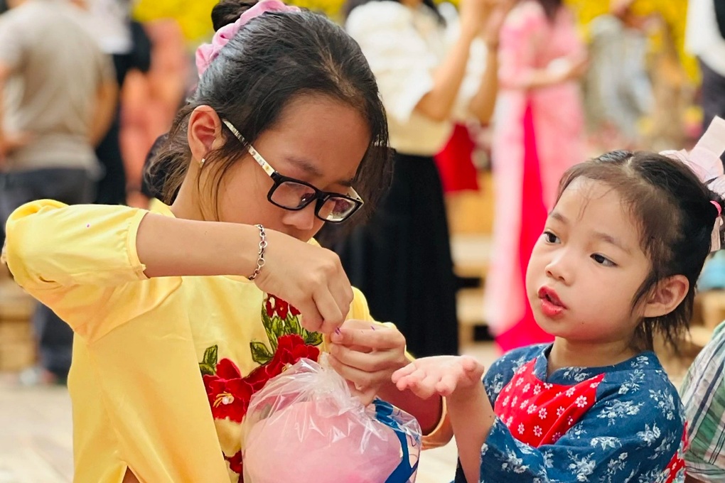 Vì sao lúc đầu TPHCM cho học sinh nghỉ Tết Nguyên đán chỉ 9 ngày? - 1 Vì sao lúc đầu TPHCM cho học sinh nghỉ Tết Nguyên đán chỉ 9 ngày? - 1