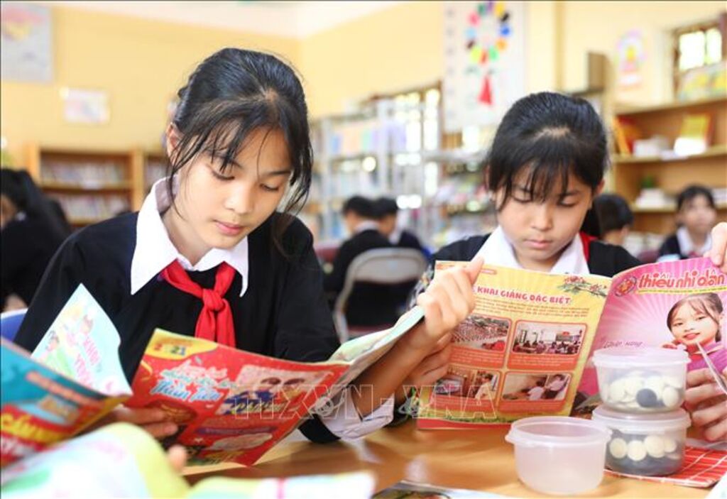 Xây dựng mô hình thư viện cơ sở phục vụ nhân dân miền núi, biên giới vùng trung du và miền núi phía Bắc- Ảnh 1. Xây dựng mô hình thư viện cơ sở phục vụ nhân dân miền núi, biên giới vùng trung du và miền núi phía Bắc- Ảnh 1.