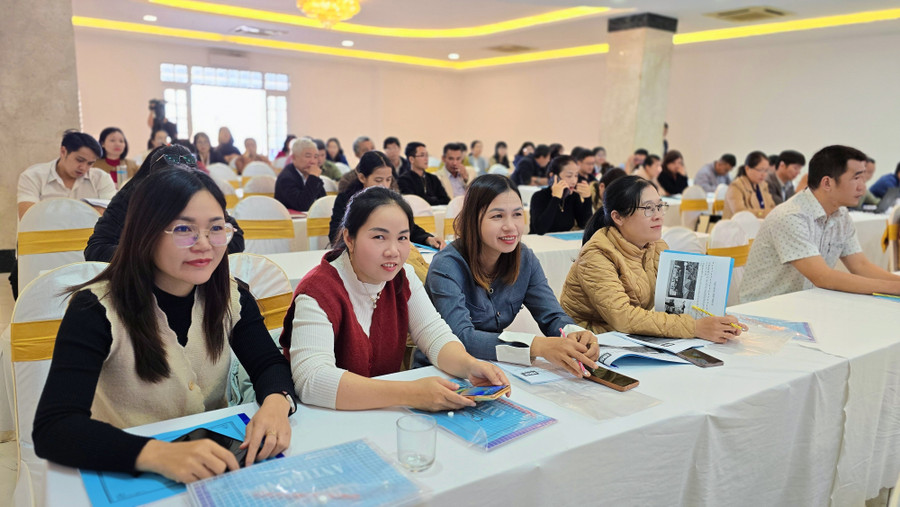 Các đại biểu tham dự tập huấn Chương trình OCOP năm 2024. Ảnh: B.B anh-2-2.jpg