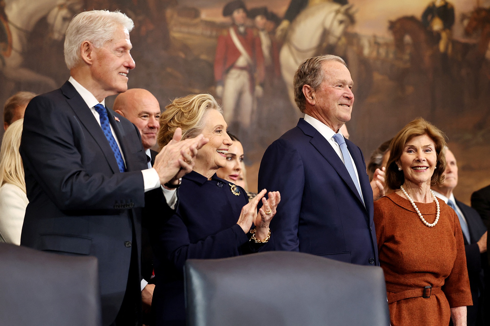 Những hình ảnh ấn tượng trong lễ nhậm chức lần thứ 2 của ông Trump - 9 Những hình ảnh ấn tượng trong lễ nhậm chức lần thứ 2 của ông Trump - 9