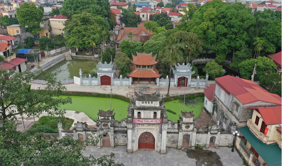 Chùa Bối Khê nhìn từ trên cao. Ảnh: Ánh Ngọc