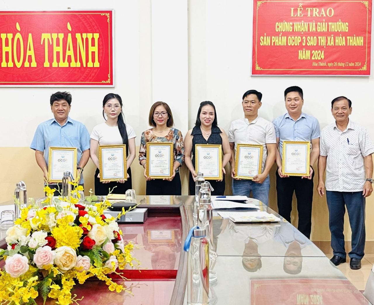 Hoà Thành có thêm 7 sản phẩm đạt tiêu chuẩn OCOP 3 sao - Vietnam.vn Hoà Thành có thêm 7 sản phẩm đạt tiêu chuẩn OCOP 3 sao