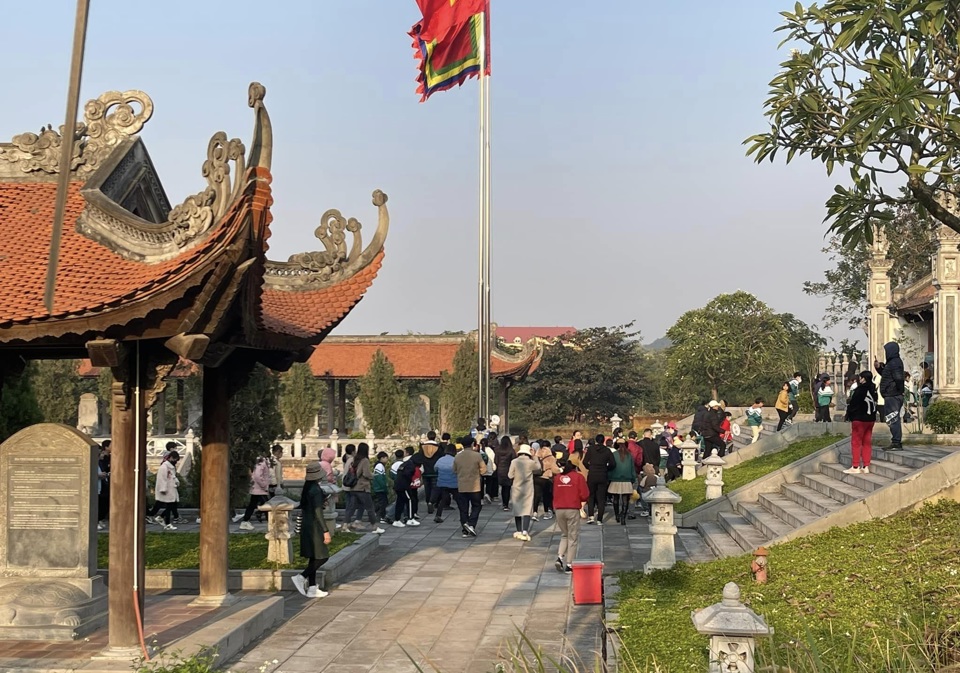 Văn miếu Vĩnh Phúc - địa điểm thu hút nhiều du khách tham quan tìm hiểu văn hóa lịch sử, và các danh nhân khoa bảng.
