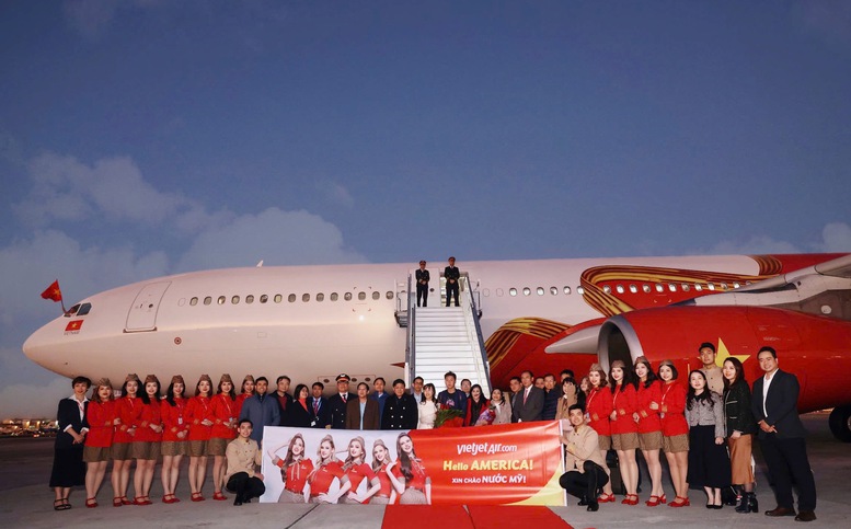 'Chân trời hợp tác mới' Việt Nam-Hoa Kỳ từ chuyến bay đầu tiên của Vietjet- Ảnh 2. 'Chân trời hợp tác mới' Việt Nam-Hoa Kỳ từ chuyến bay đầu tiên của Vietjet- Ảnh 2.