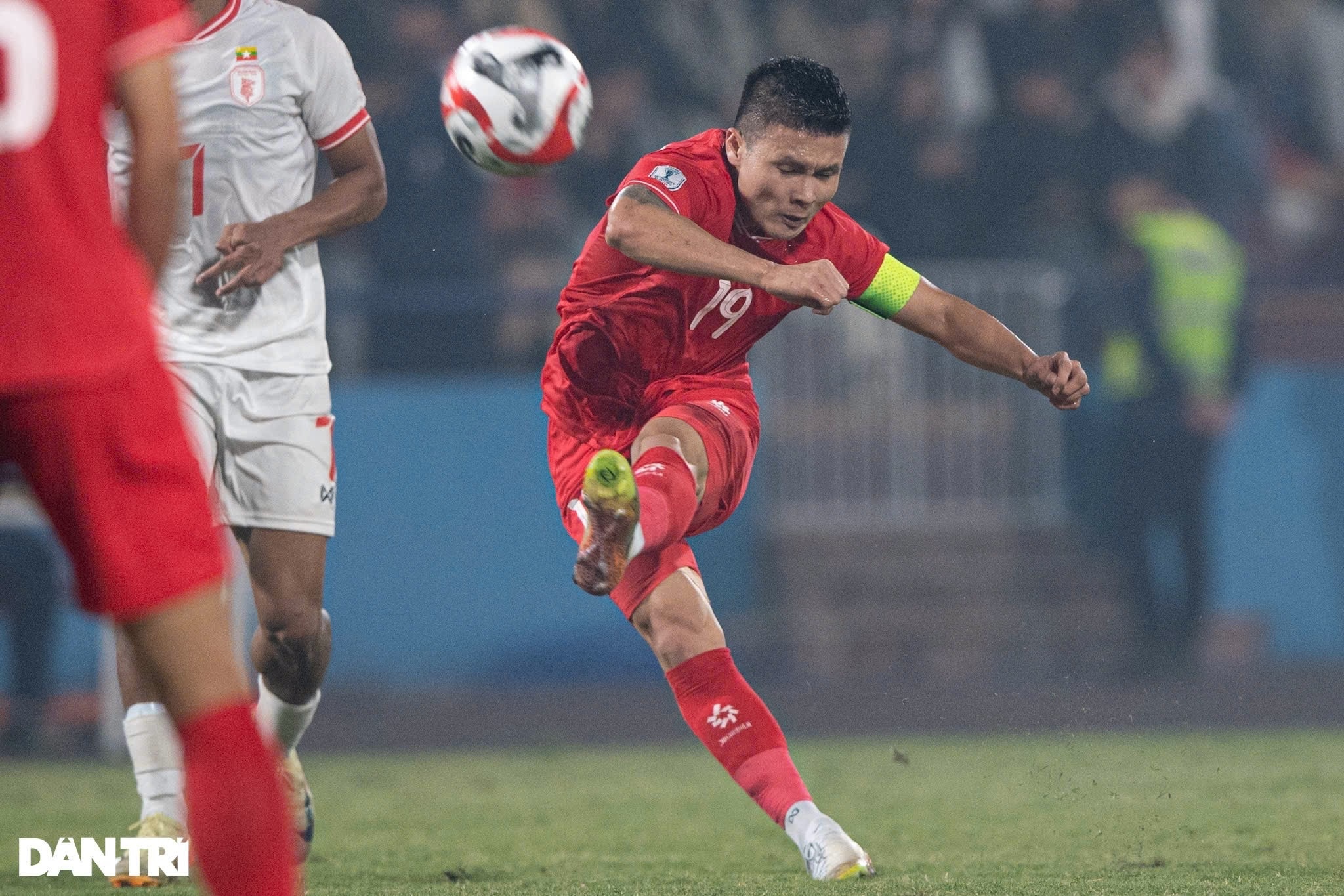 Bóng đá Việt Nam năm 2025: Tương lai bắt đầu từ AFF Cup - 6 Bóng đá Việt Nam năm 2025: Tương lai bắt đầu từ AFF Cup - 6