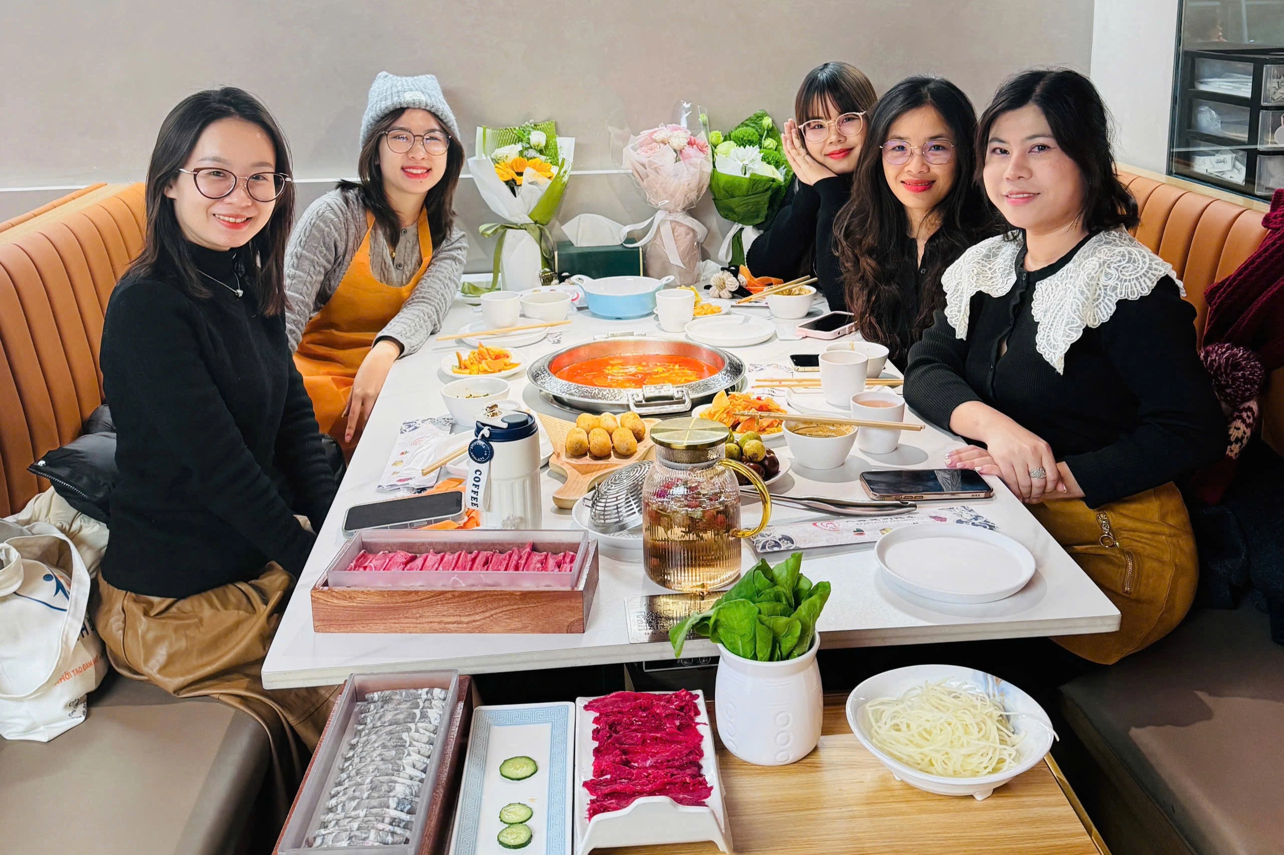 Người Việt sống ở nước ngoài đón năm mới 2025 như thế nào? - 1 Người Việt sống ở nước ngoài đón năm mới 2025 như thế nào? - 1